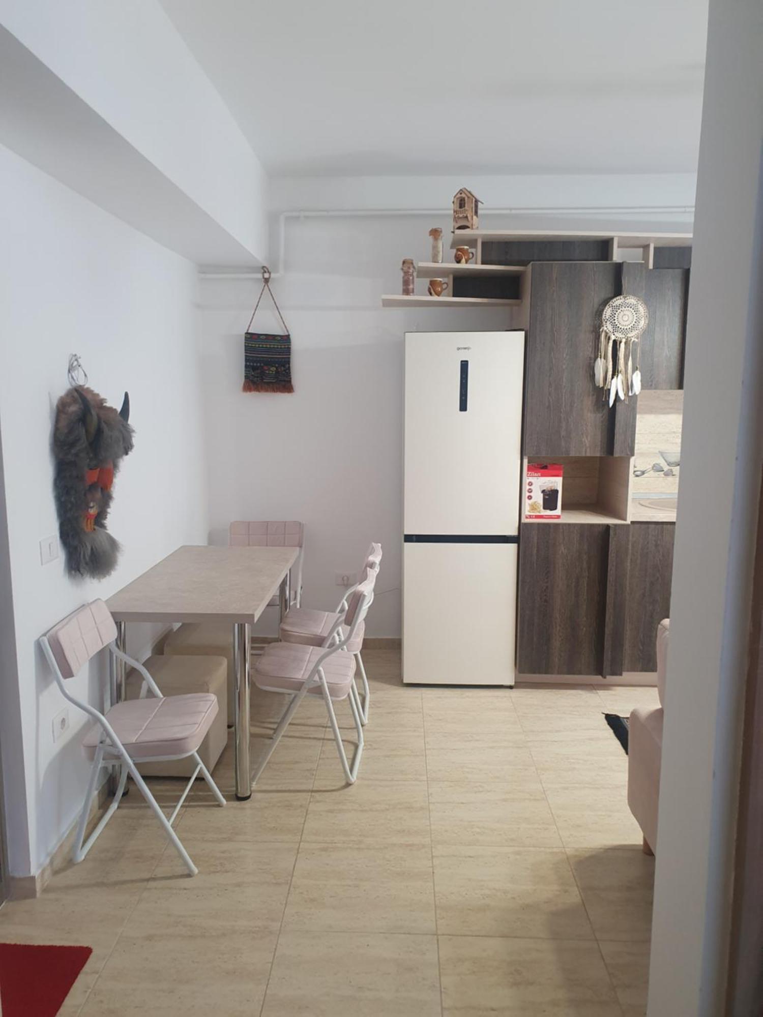 Apartament Castelul Bran Râmnicu Vâlcea Екстериор снимка