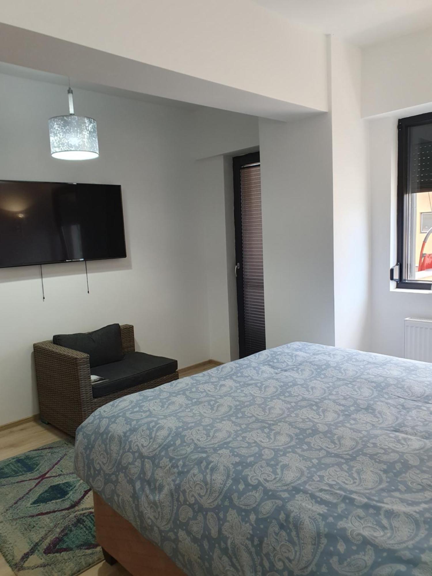 Apartament Castelul Bran Râmnicu Vâlcea Екстериор снимка