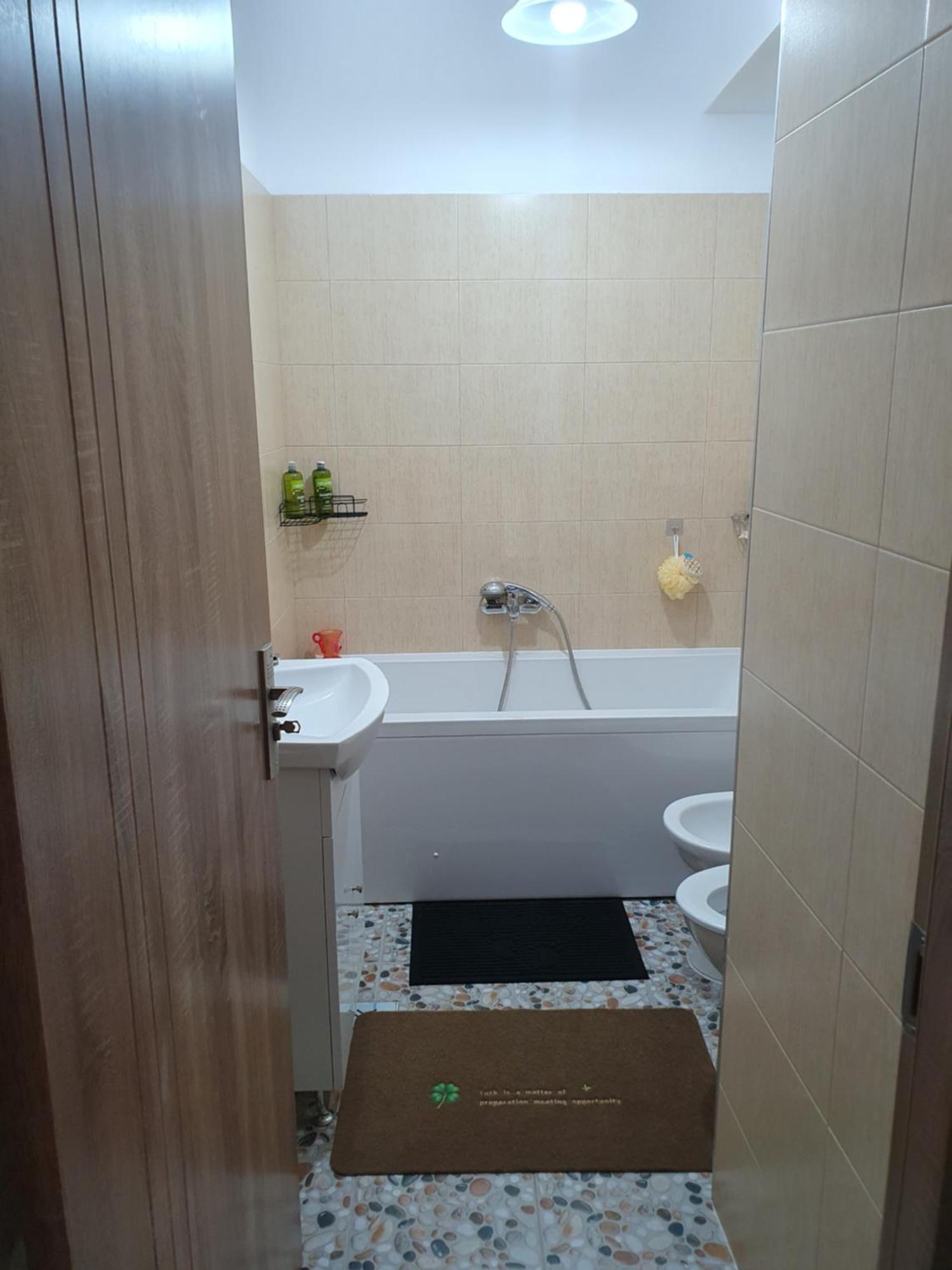 Apartament Castelul Bran Râmnicu Vâlcea Екстериор снимка