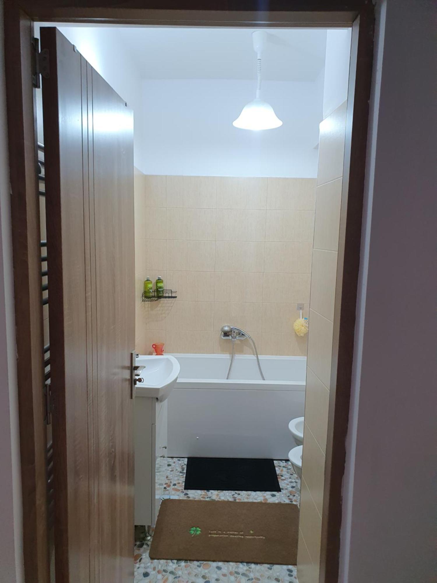 Apartament Castelul Bran Râmnicu Vâlcea Екстериор снимка