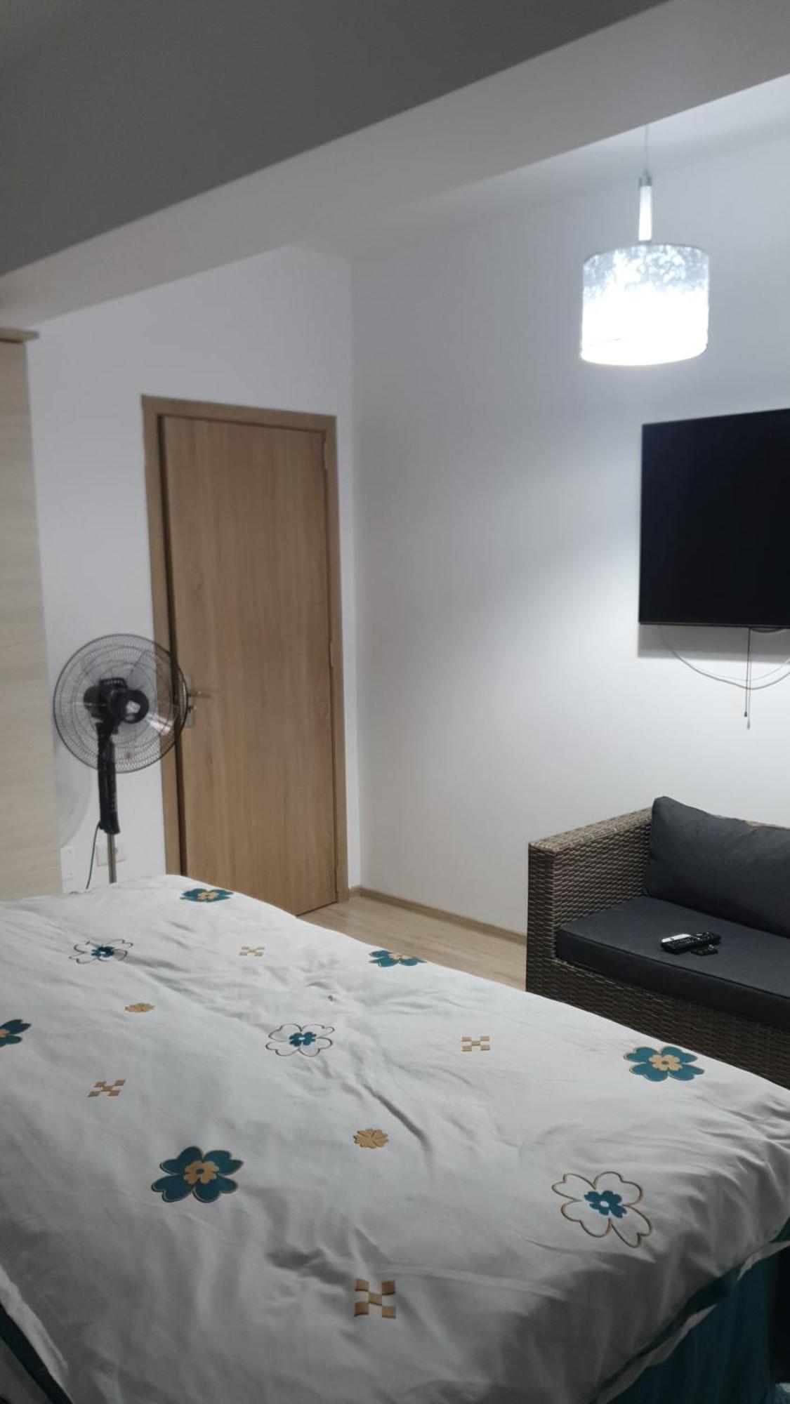 Apartament Castelul Bran Râmnicu Vâlcea Екстериор снимка